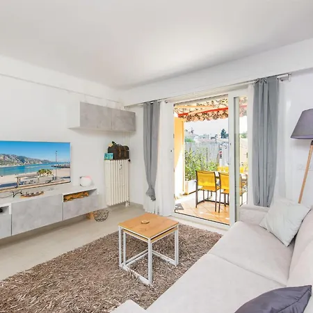 Carnoles Pres Des Plages Lägenhet
